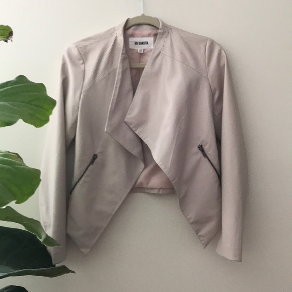 BB Dakota Jackets & Blazers - BB Dakota blush jacket